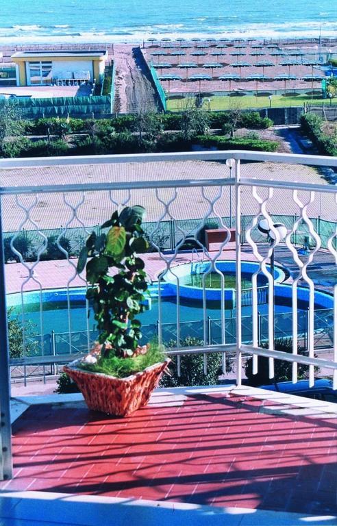 Hotel Real Sottomarina Exterior foto